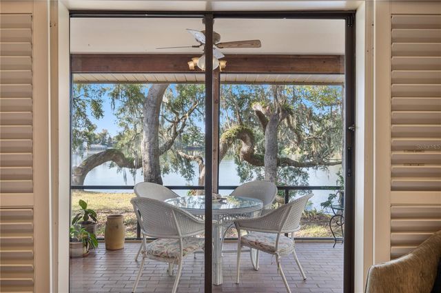 521 CENTURY OAK COURT, Lakeland, FL 33813