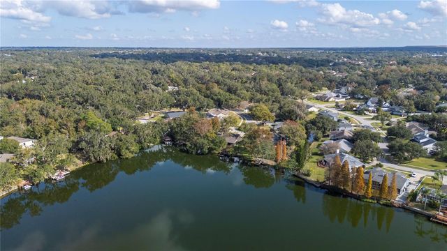 521 CENTURY OAK COURT, Lakeland, FL 33813