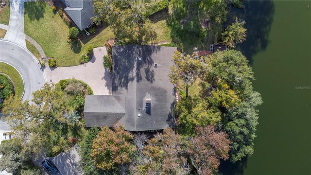 521 CENTURY OAK COURT, Lakeland, FL 33813