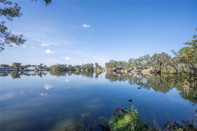 521 CENTURY OAK COURT, Lakeland, FL 33813