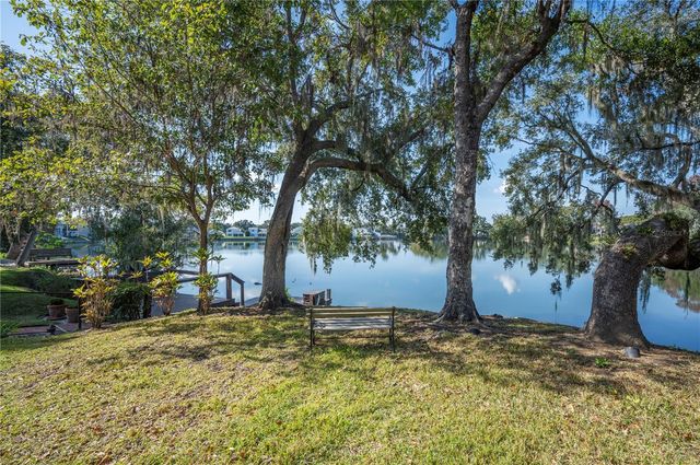 521 CENTURY OAK COURT, Lakeland, FL 33813