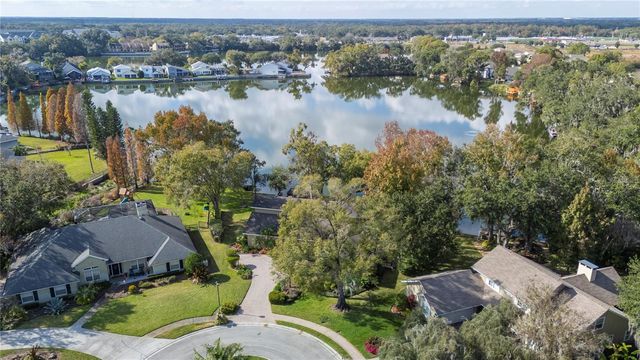 521 CENTURY OAK COURT, Lakeland, FL 33813
