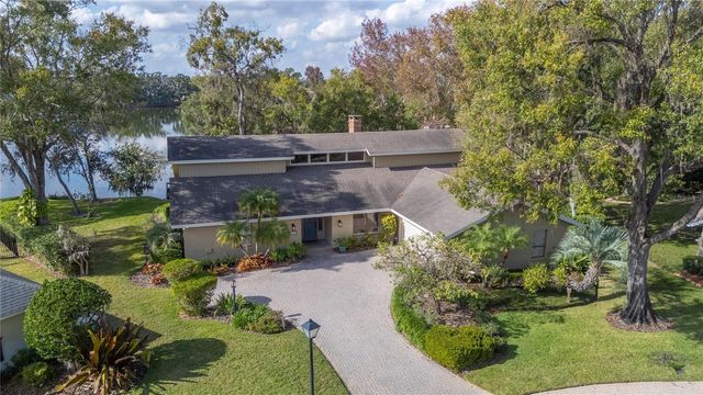 521 CENTURY OAK COURT, Lakeland, FL 33813