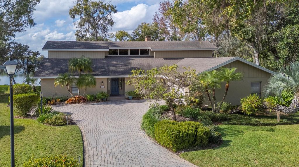 521 CENTURY OAK COURT, Lakeland, FL 33813