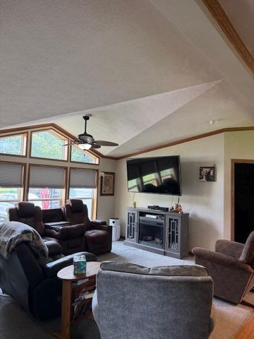 108 Wilson Drive, Owatonna, MN 55060