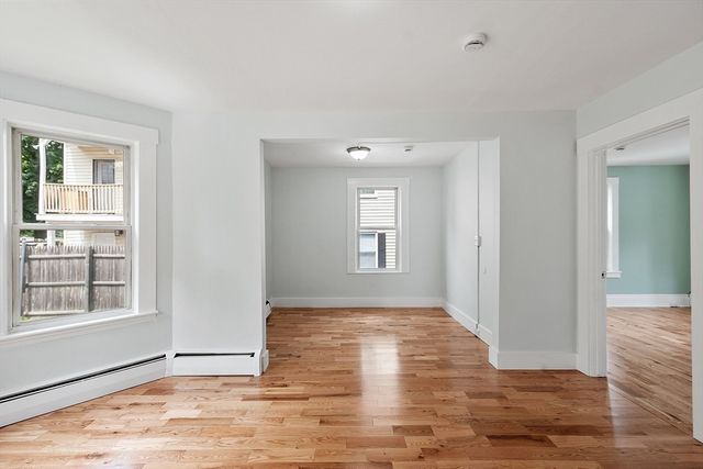 25 Cane St, Fitchburg, MA 01420