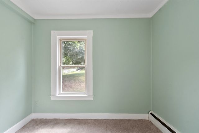 25 Cane St, Fitchburg, MA 01420