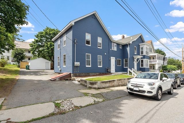 25 Cane St, Fitchburg, MA 01420