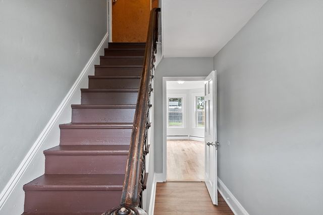 25 Cane St, Fitchburg, MA 01420