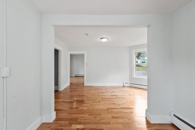 25 Cane St, Fitchburg, MA 01420