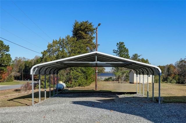 309 Vernon Road, Reidsville, NC 27320