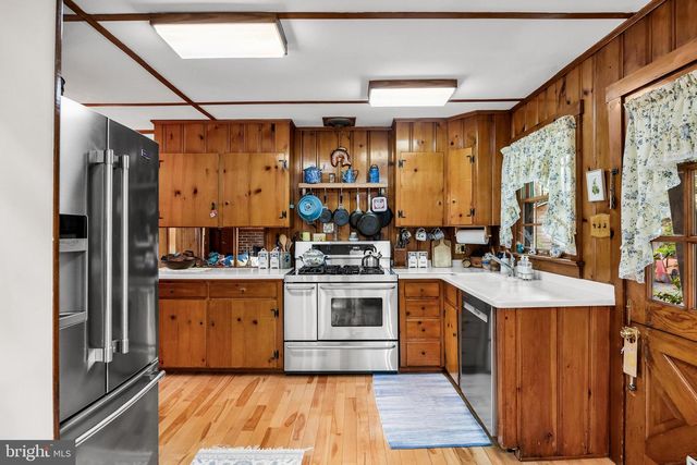 240 CHICAGAMI TRL, Medford, NJ 08055