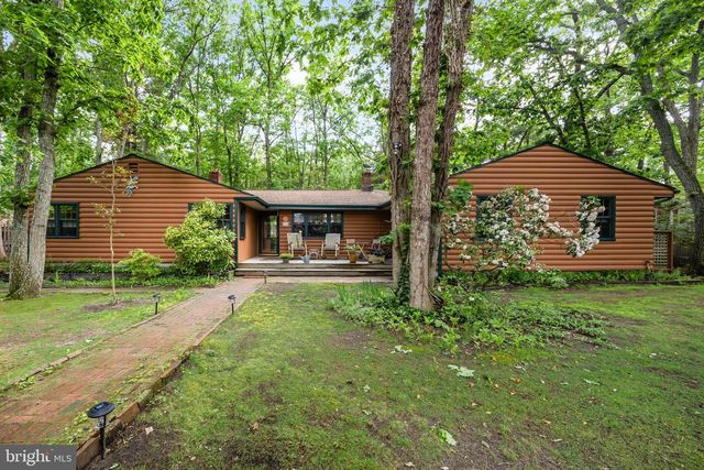 240 CHICAGAMI TRL, Medford, NJ 08055