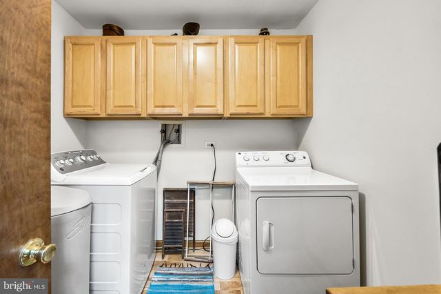 240 CHICAGAMI TRL, Medford, NJ 08055