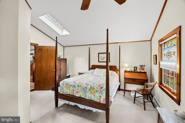 240 CHICAGAMI TRL, Medford, NJ 08055