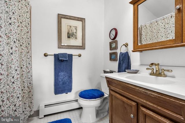 240 CHICAGAMI TRL, Medford, NJ 08055