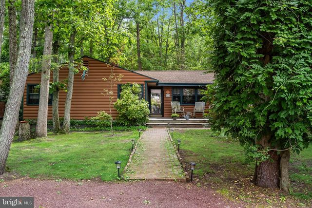 240 CHICAGAMI TRL, Medford, NJ 08055