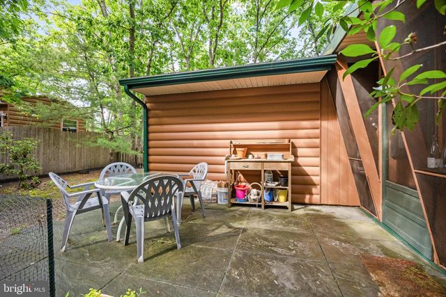 240 CHICAGAMI TRL, Medford, NJ 08055