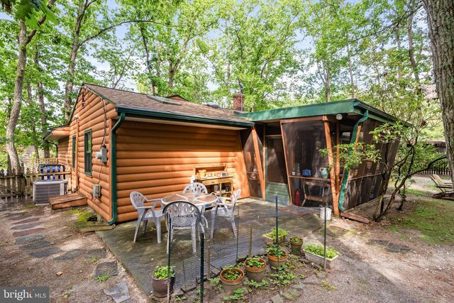 240 CHICAGAMI TRL, Medford, NJ 08055