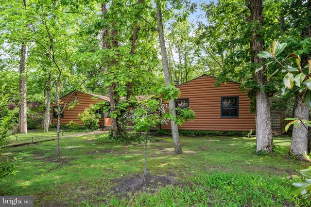 240 CHICAGAMI TRL, Medford, NJ 08055