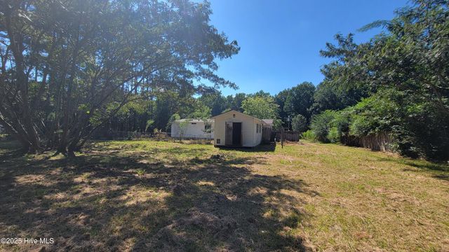 1253 E Davis Road, Jacksonville, NC 28546