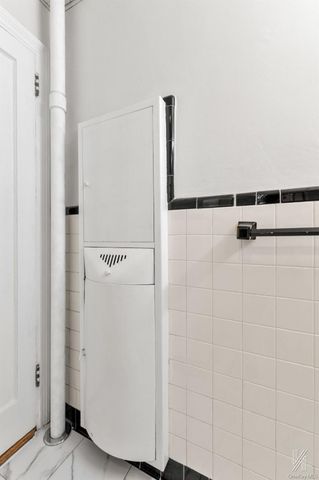 35-24 78th Street B56, Jackson Heights, NY 11372