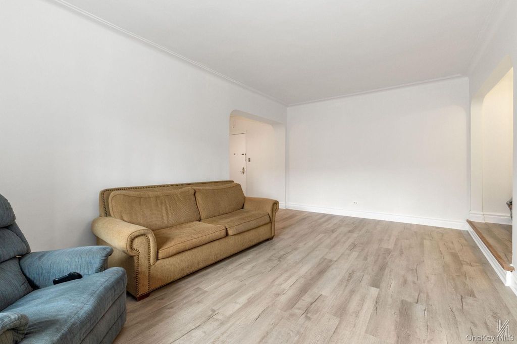 35-24 78th Street B56, Jackson Heights, NY 11372 — photo 4