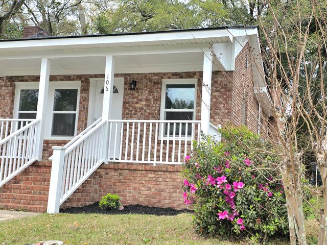 106 Graham Lane, Summerville, SC 29483