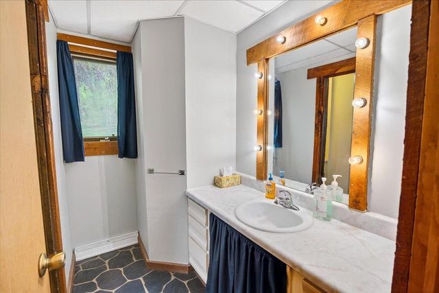 26 Appleby Circle, Mazomanie, WI 53560