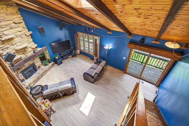 26 Appleby Circle, Mazomanie, WI 53560