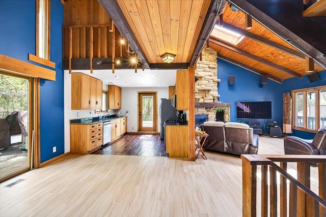 26 Appleby Circle, Mazomanie, WI 53560