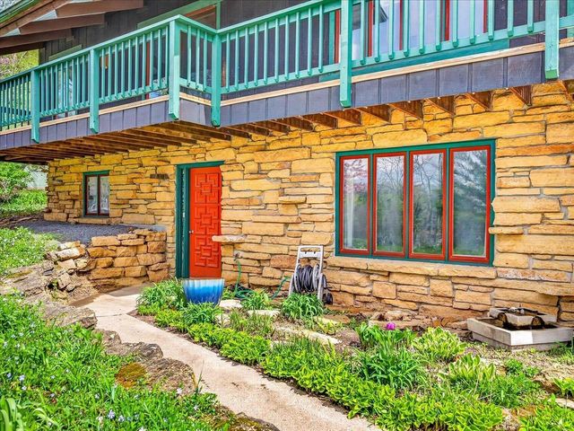 26 Appleby Circle, Mazomanie, WI 53560