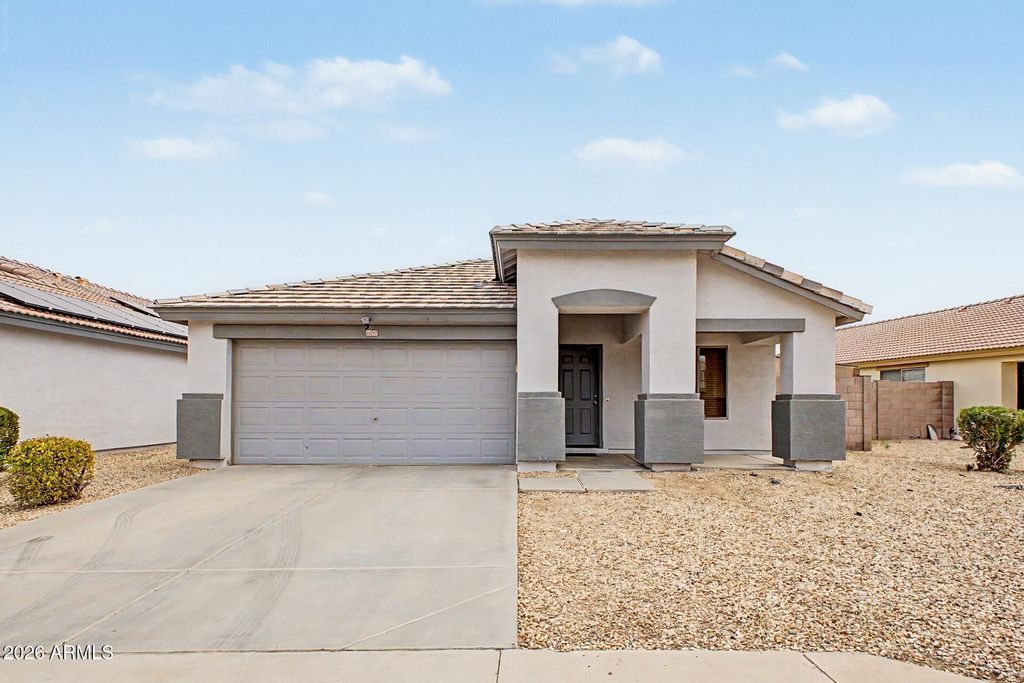 15757 W PAPAGO Street, Goodyear, AZ 85338
