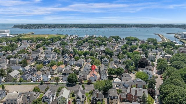 9 Boardman St 3, Salem, MA 01970