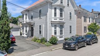 9 Boardman St 3, Salem, MA 01970