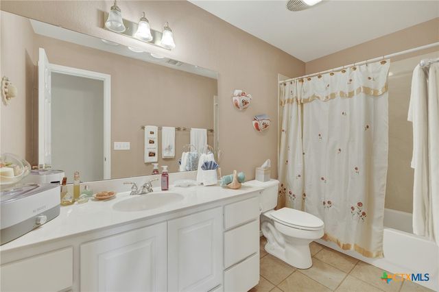 163 Riedel Lane, Canyon Lake, TX 78133