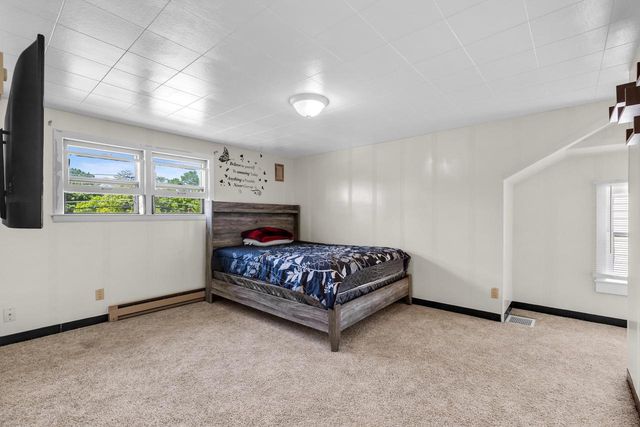 2781 S 76th STREET, West Allis, WI 53219