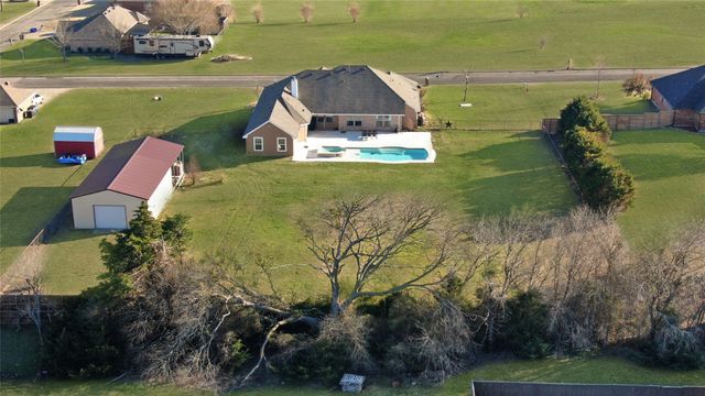 246 Shoreview Drive, Lavon, TX 75166