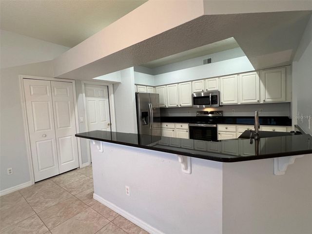 1831 ABBOTS HILL DRIVE, Orlando, FL 32835