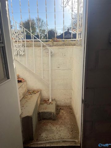 1931 SW Vanderbilt Circle, Huntsville, AL 35801