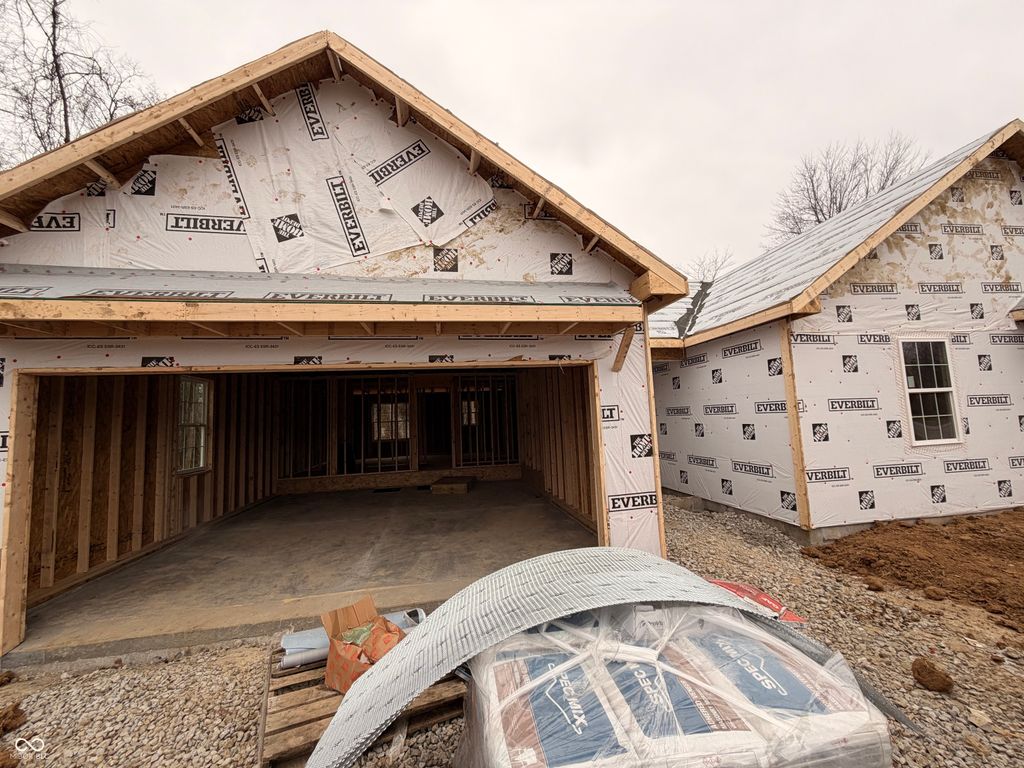 553 Mill Springs, Coatesville, IN 46121