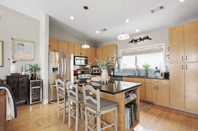 1702 S Lamar BLVD 3, Austin, TX 78704