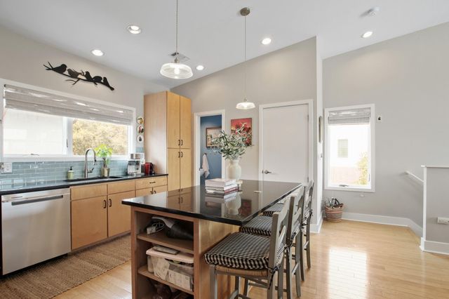 1702 S Lamar BLVD 3, Austin, TX 78704