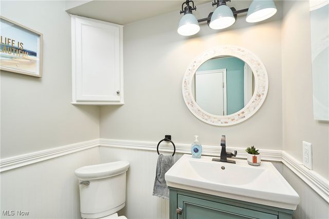 5819 Linder Circle NE, Canton, OH 44721