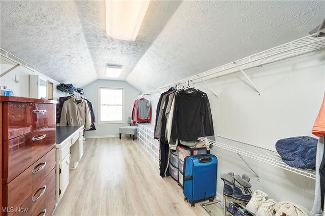 5819 Linder Circle NE, Canton, OH 44721