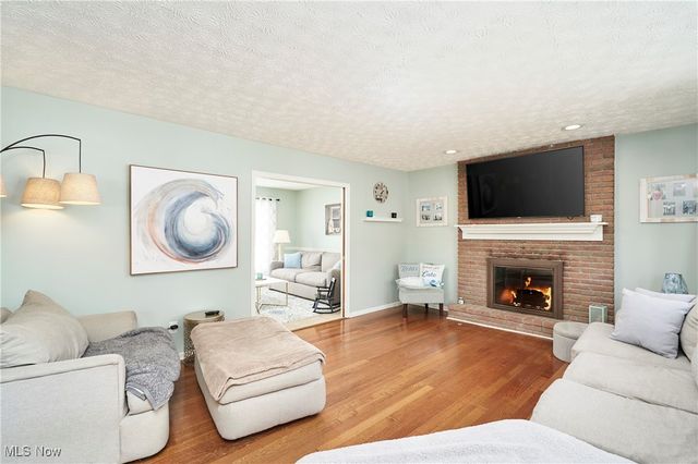 5819 Linder Circle NE, Canton, OH 44721