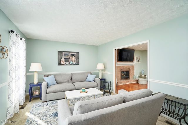 5819 Linder Circle NE, Canton, OH 44721