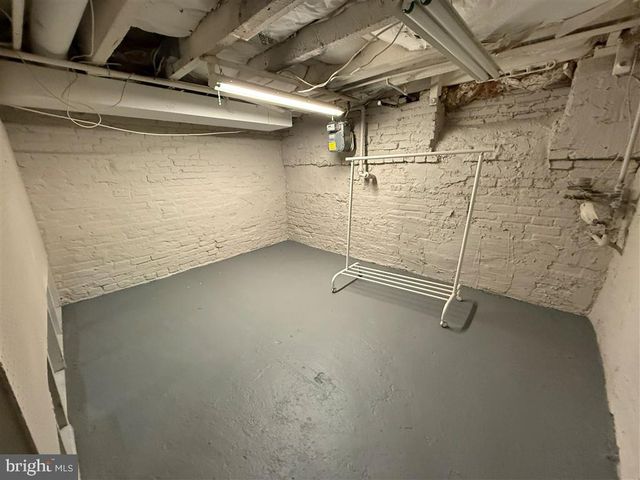 106 N MADEIRA ST, Baltimore, MD 21231