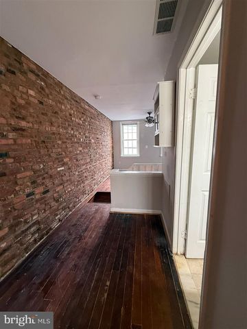 106 N MADEIRA ST, Baltimore, MD 21231