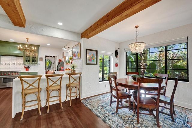 1028 Tyler St, Hollywood, FL 33019